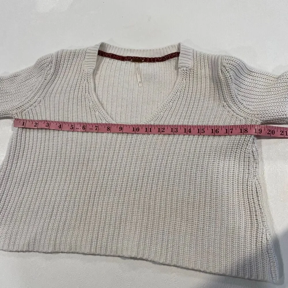 Free People Cream Cropped Bell Sleeve Sweater Women XS Boho Knit V Neck Top